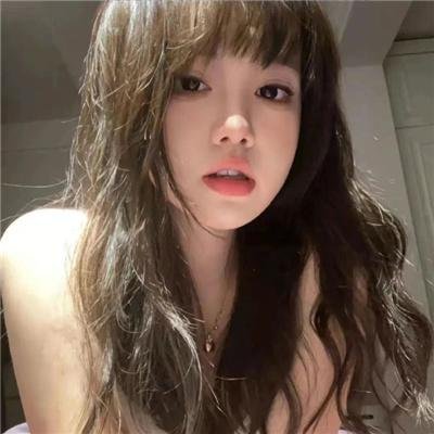 惊恐地
