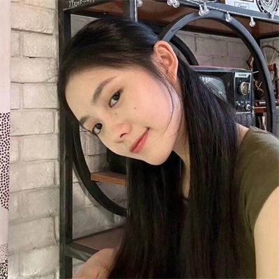 雾中的女孩